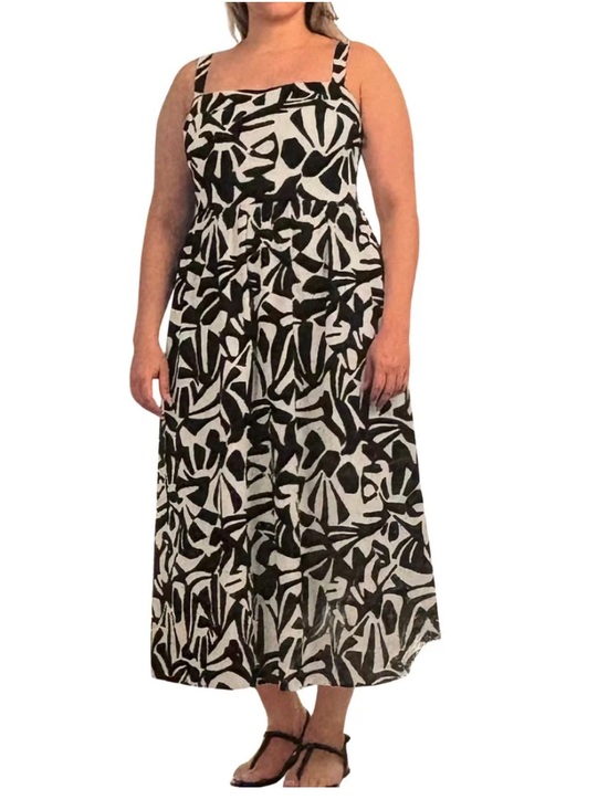 Dalia Dresses & Skirts - Dalia Black and White Geometric Linen Dress - Smocked back - medium
